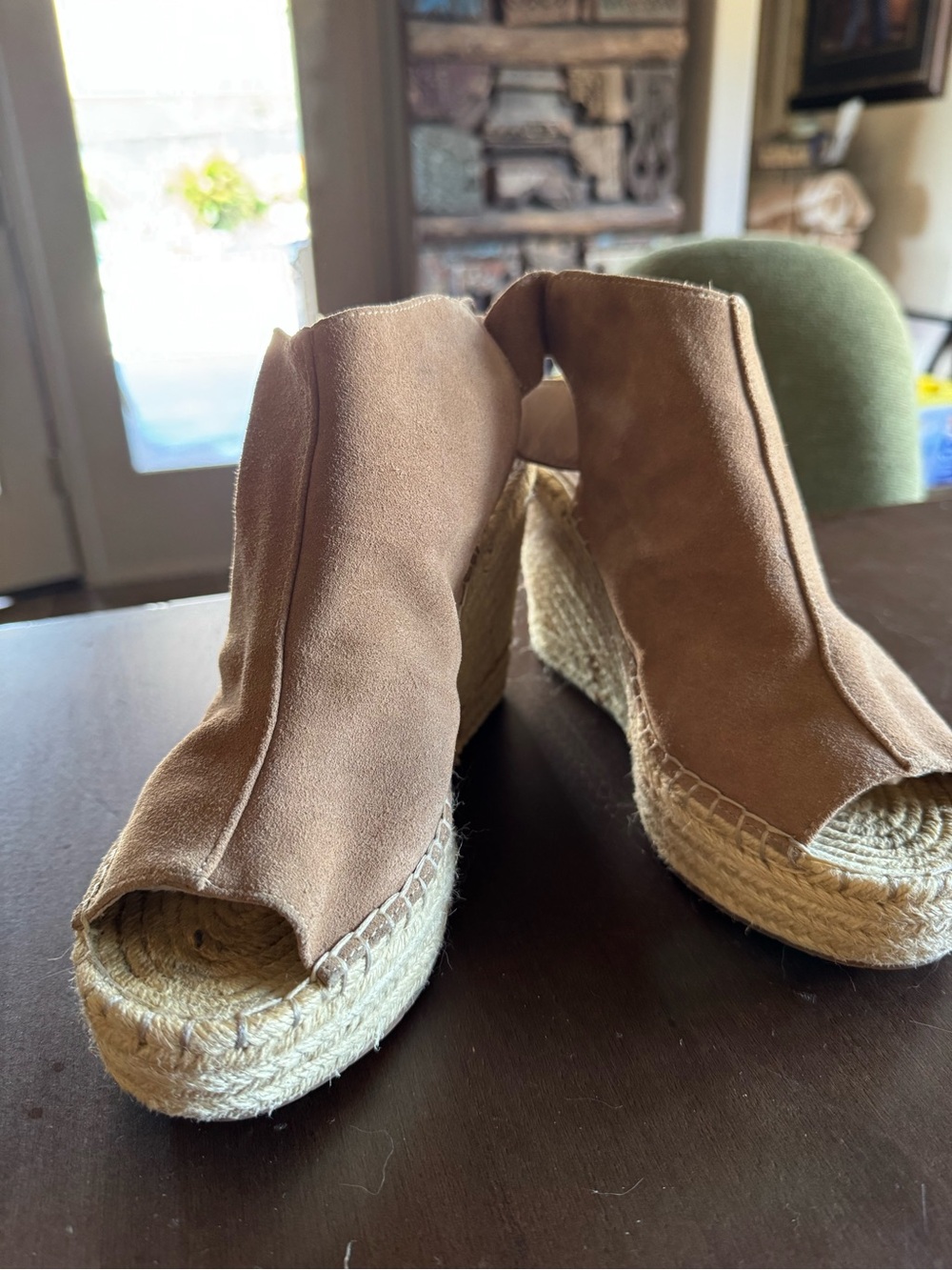 Kenneth Cole Tan Suede Espadrille Wedge Peep-Toe Sandals Size 9.5